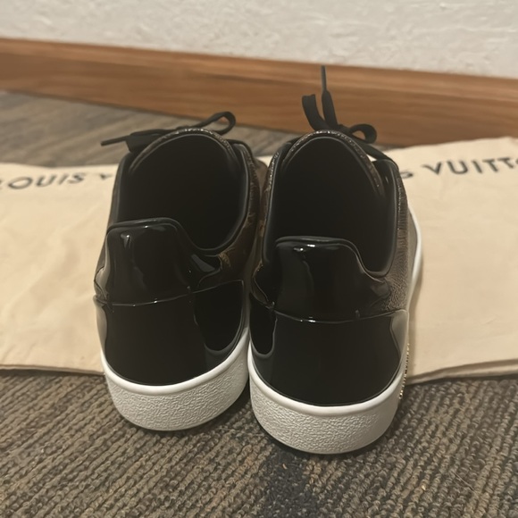 Louis Vuitton Frontrow Sneaker sz 8 women - Picture 4 of 7